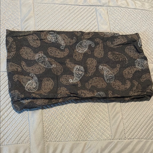 Paisley Patterned Scarf - Picture 1 of 1